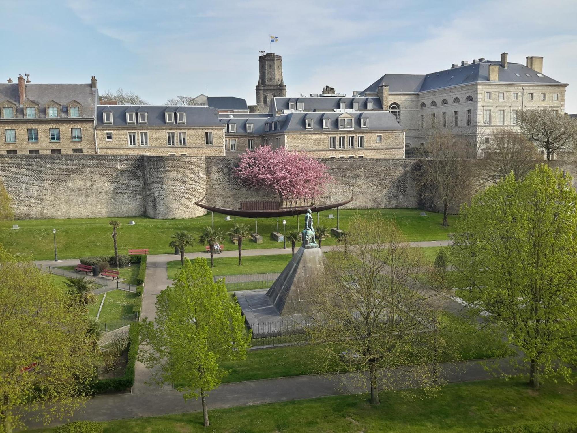 La Belle Boulonnaise Bed & Breakfast Boulogne-sur-Mer Bagian luar foto